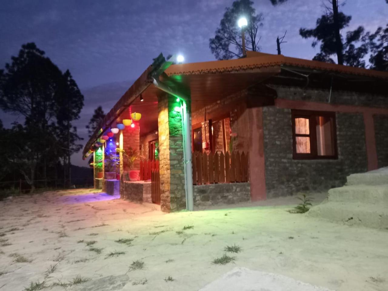 Nature Villaas Basa Homestay Pauri Екстер'єр фото